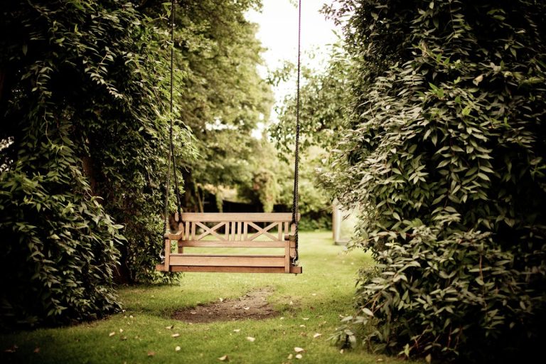 Guide essentiel pour choisir le mobilier idéal pour votre jardin